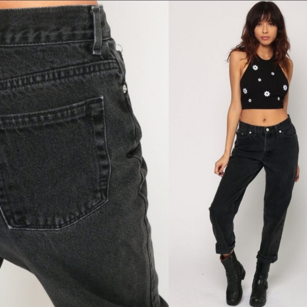 Vintage High-Waisted Tapered Jeans
